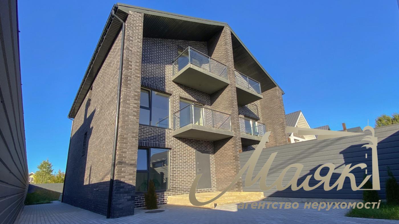 Sale duplex 240m2 with bomb shelter, Solomyanskiy district, Zhulyany, Kiev