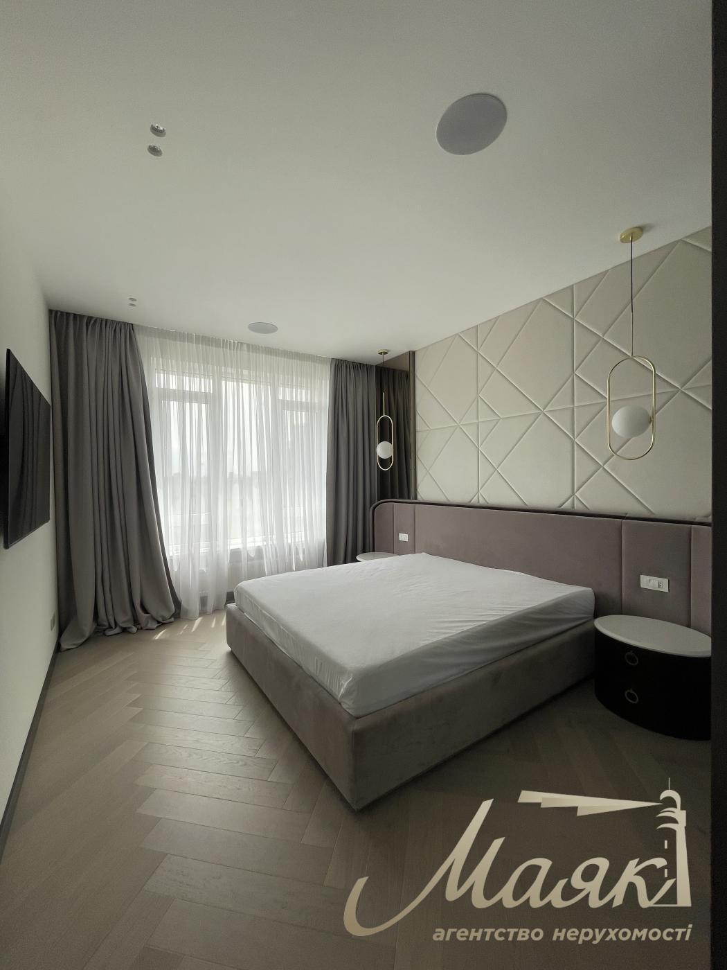 Rent 4-room apartment in Residential Complex Boulevard of Fountains, 5 Sapernoe Polye str.