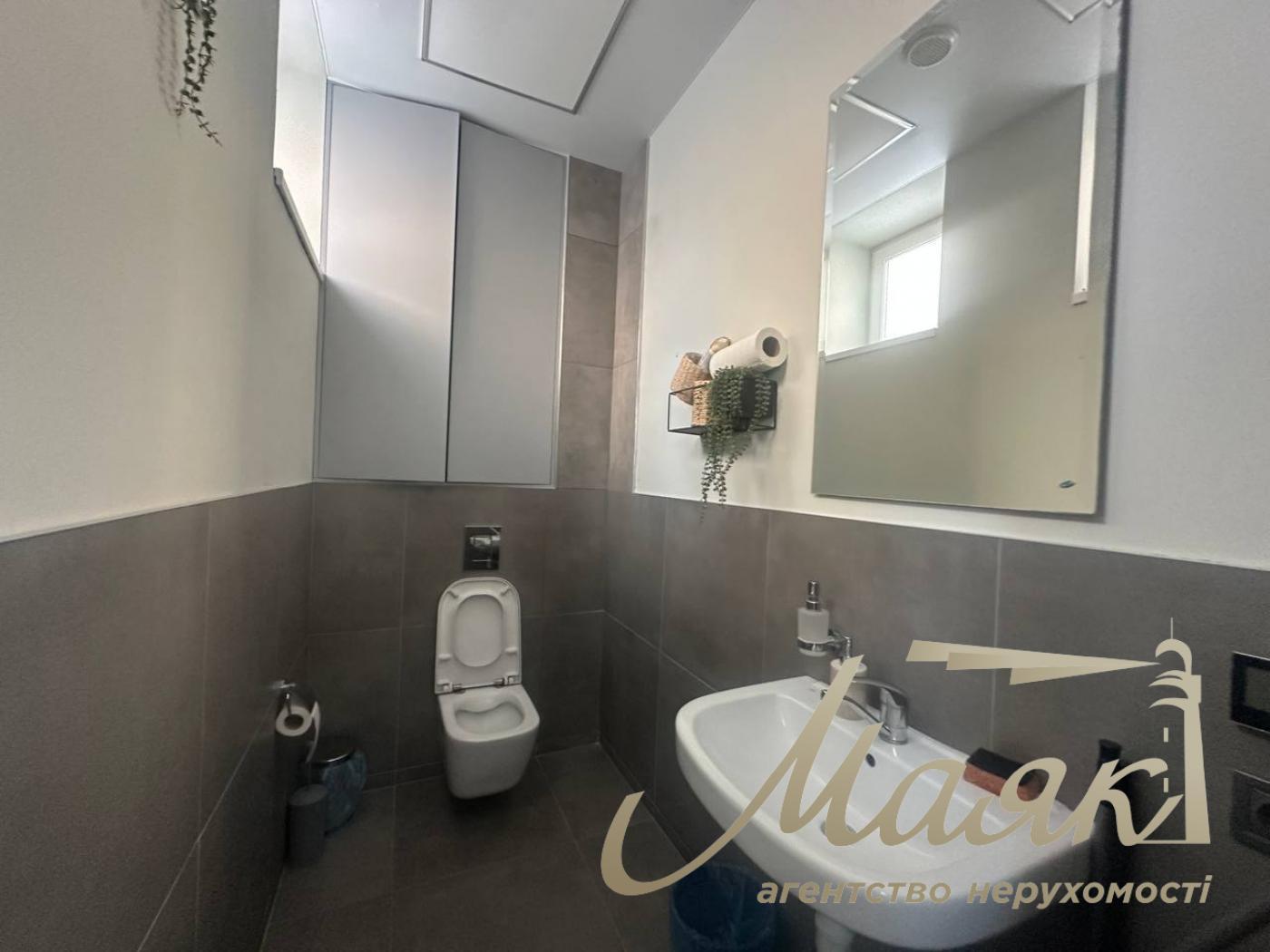 Аренда офиса 92м2 по ул.Барбюса 5А, Олимпийская