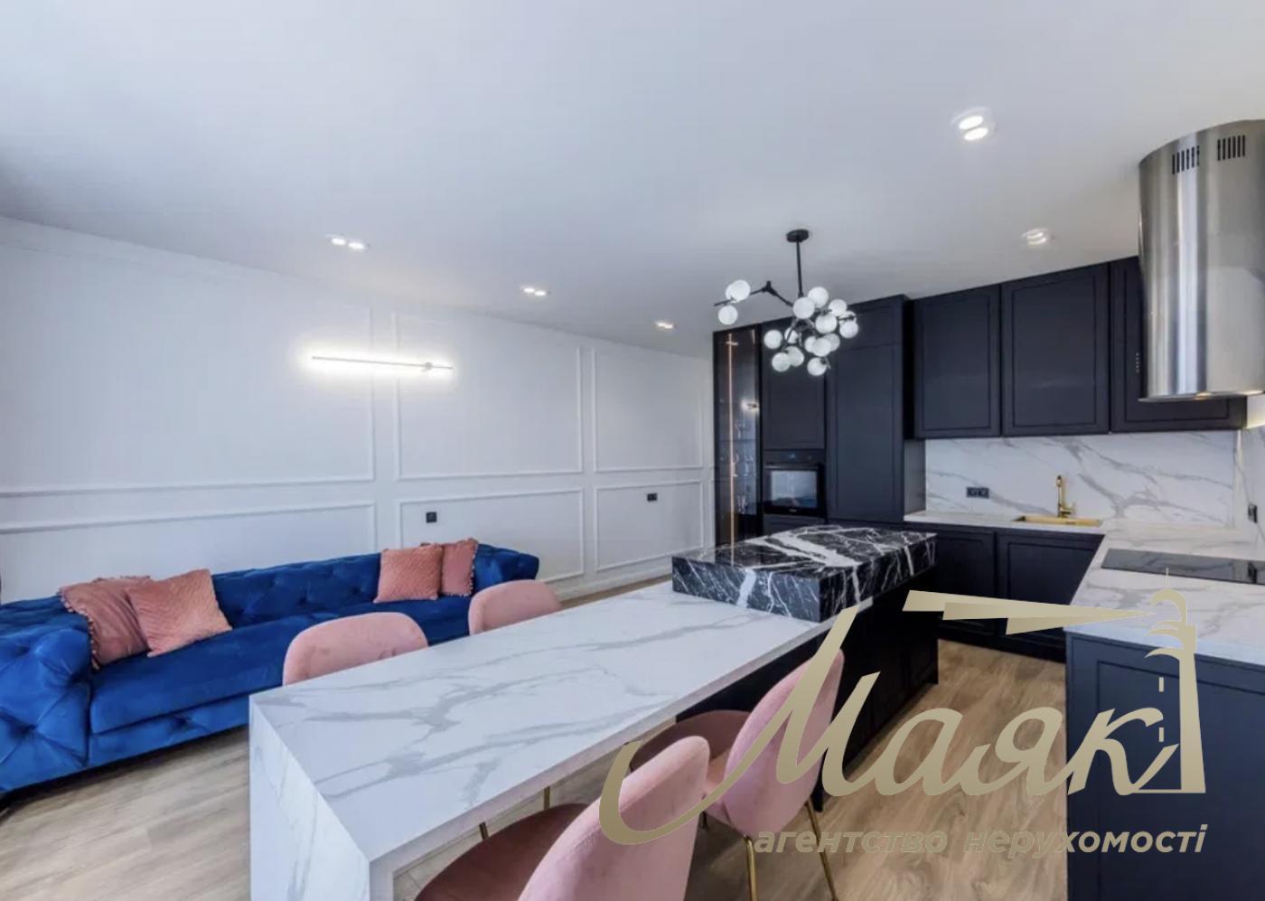 Продаж квартири 70 м² з дизайнерським ремонтом - ЖК "Новопечерська Вежа", вул. Бойчука 41Б