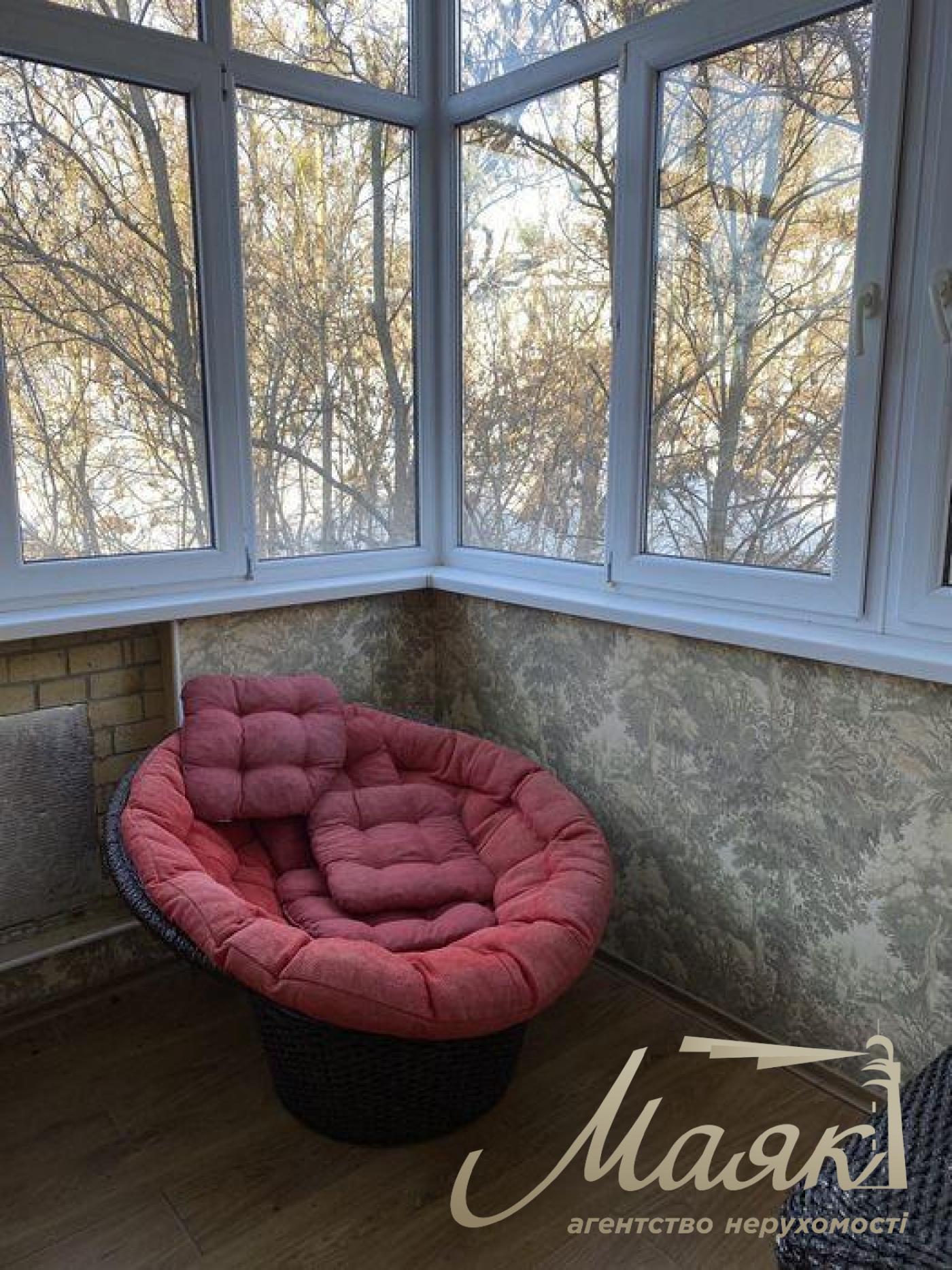 Аренда 4-комнатной квартиры в Центре, стм. Университет, Киев