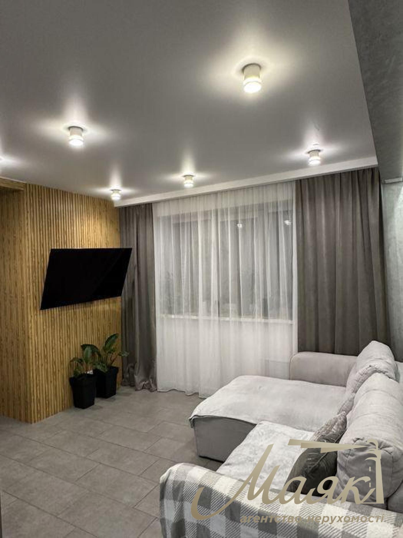 Sale of a 3-storey house 110 sq.m. Khotov village. Kievo-Syatoshinsky suburb.