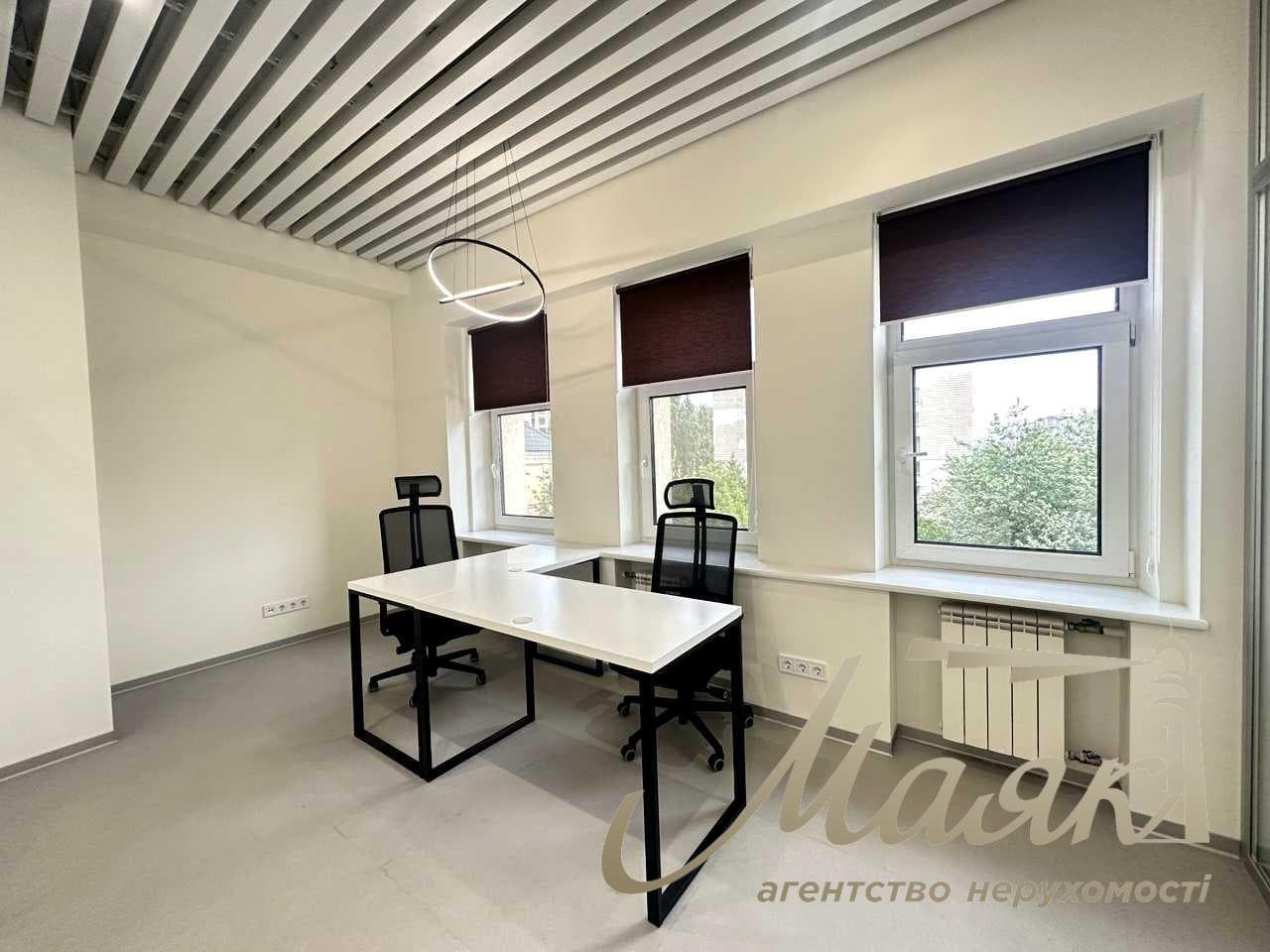 Продаж офісу площею 400 м², окремий поверх, вул. Олеся Гончара, Шевченківський район, Центр
