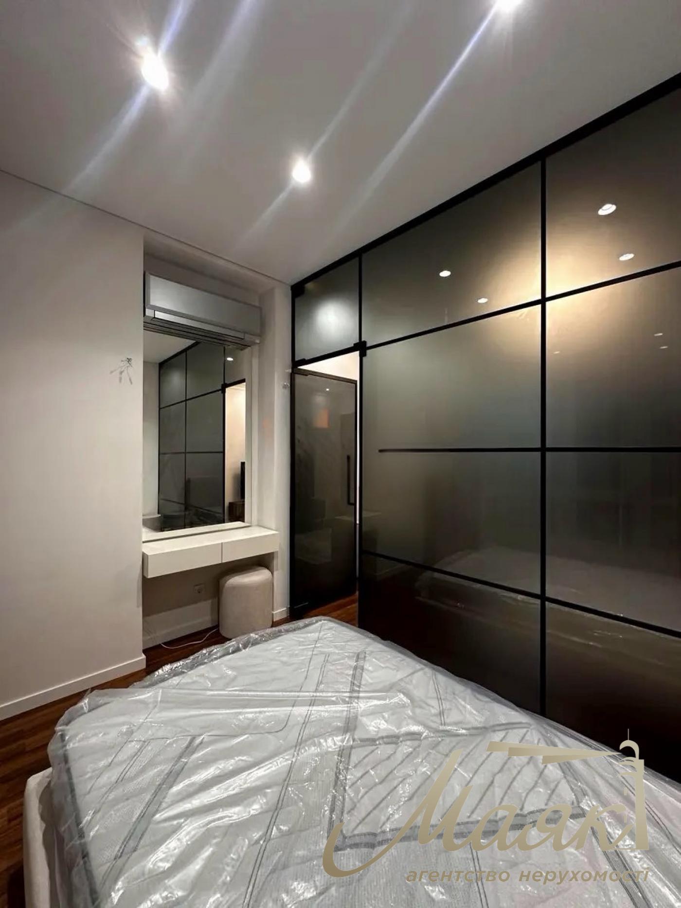 Продажа 3х-комнатной квартиры 86м2 в ЖК «Новопечерские Липки» ул. Андрея Верхогляда ул. (Михайла Драгомирова), 12, Печерский район