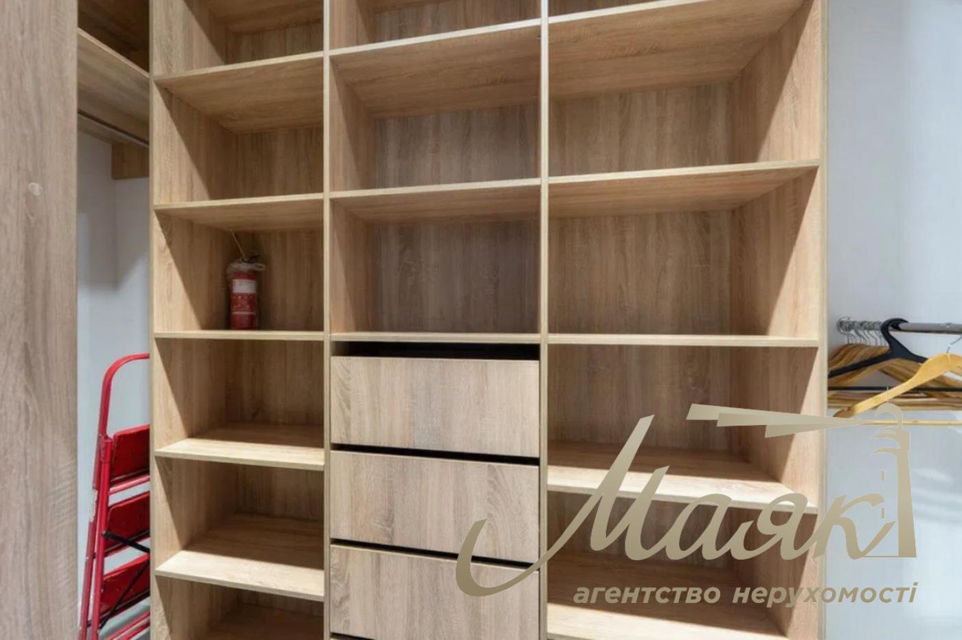 Аренда 2-х этажного дома 250м2, Козин