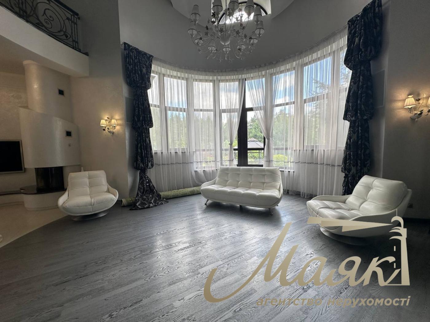 Оренда будинку 650м2 на 60 сотках землі на Хуторі Мриги, Голосіївський район.