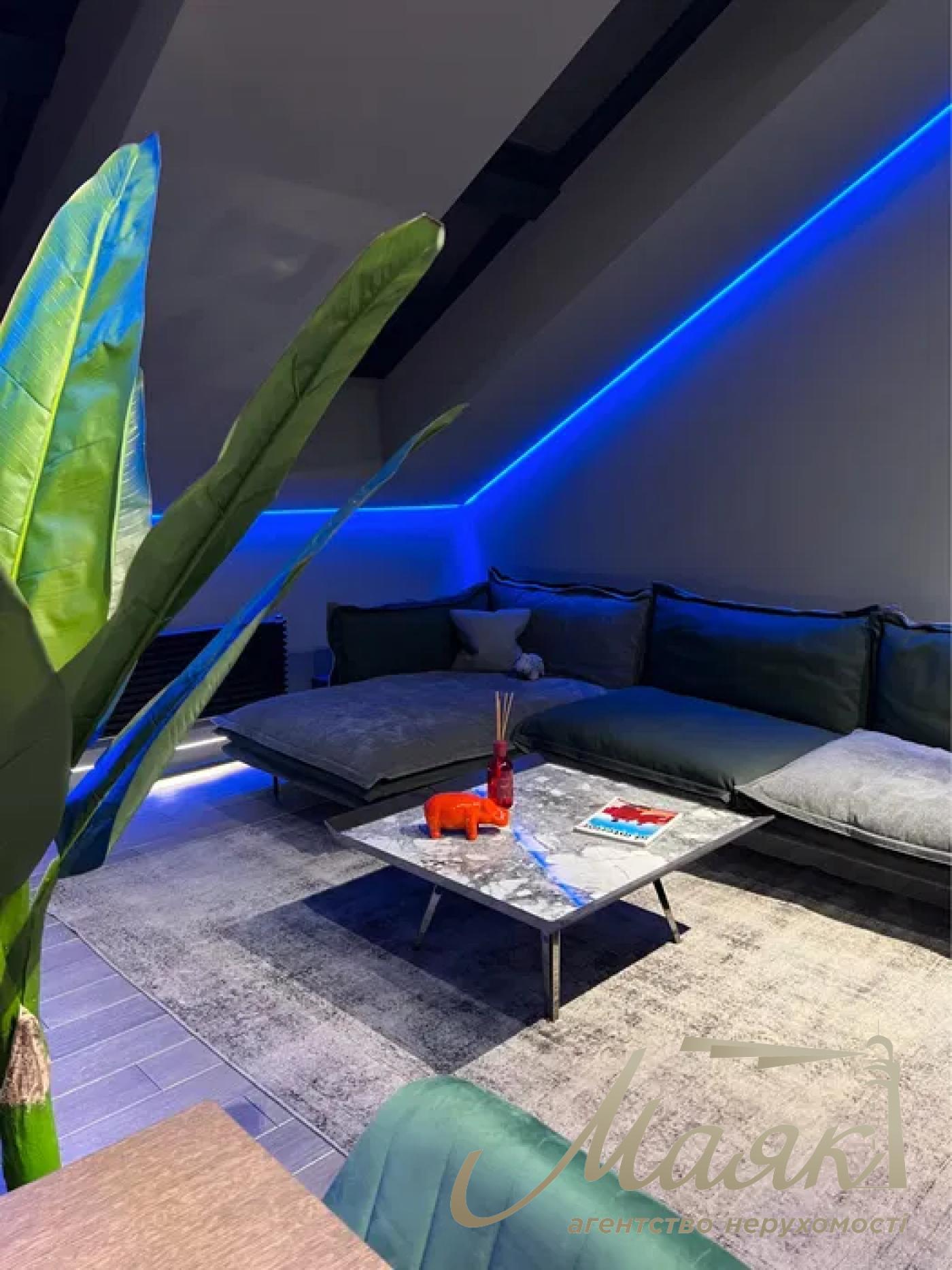 Продажа двухуровневой 2к квартиры ЖК Комфорт Таун, ул. Березнева, Соцгород