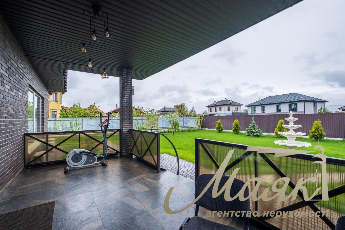 Продажа одноэтажного дома 182.6 м2 в с. Погребы, ул. Пасиченка, Киевская обл, Броварский р-н.