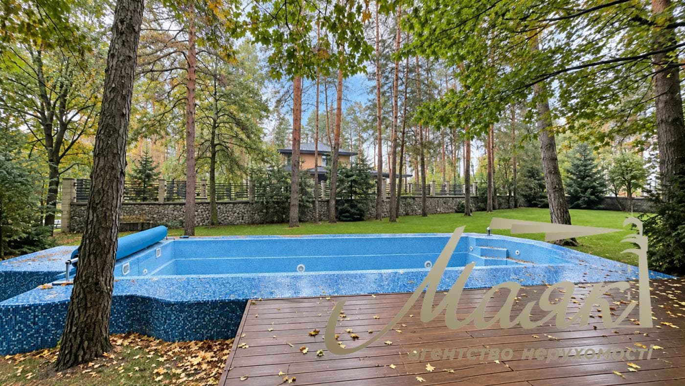 Оренда будинку площею 450 м² у с. Козин/Конча-Заспа, КГ «Сосновий бір», 20 соток, басейн, лазня, Обухівський напрямок, Київська область.