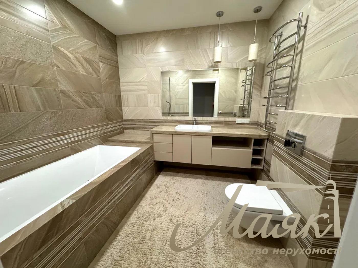 Продаж 4к квартири ЖК Молодіжний Квартал, вул. Чавдар, Осокорки