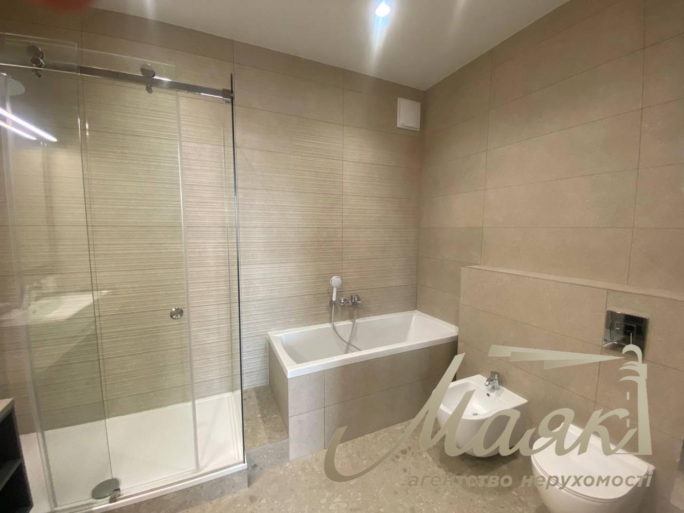 Rent of a 3-room apartment in the Atlantic residential complex at 118 Antonovich Street.