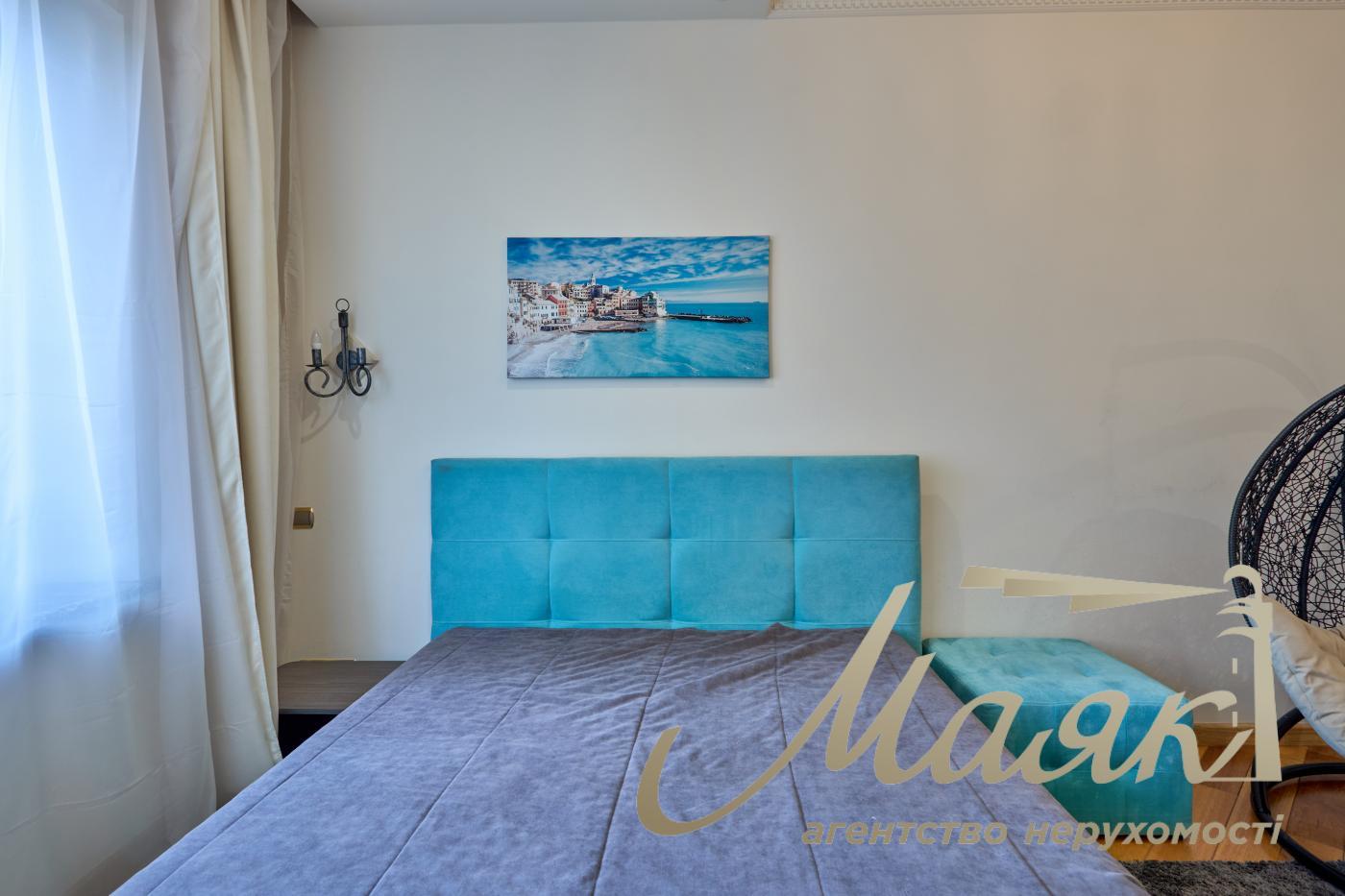 Оренда 4 кімнатної квартири, 163 м, Жилянська 30а, Голосіївський район