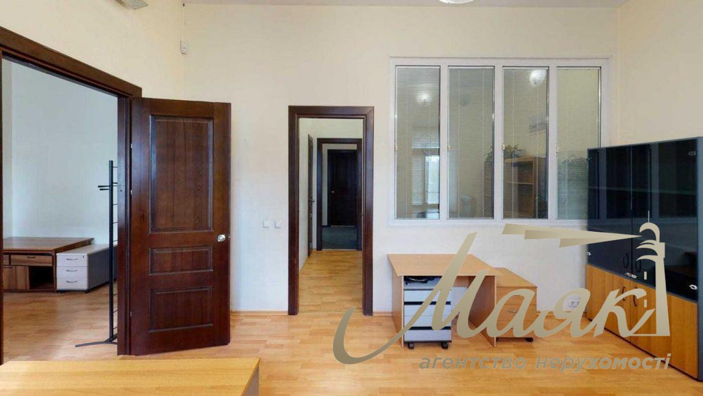 For sale office space 133 sq.m.sq. Saksaganskogo, Pechersk, Center