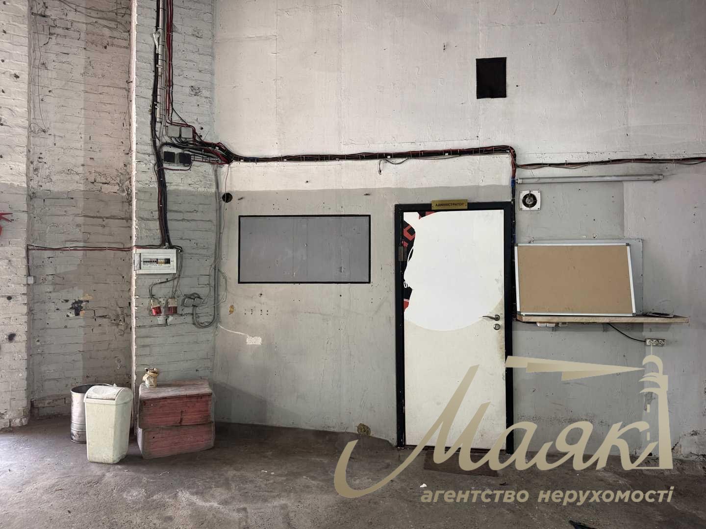 Оренда приміщення 144 м2 під детейлінг, мийку, хімчистку, Лук'янівка, вул Пимоненка