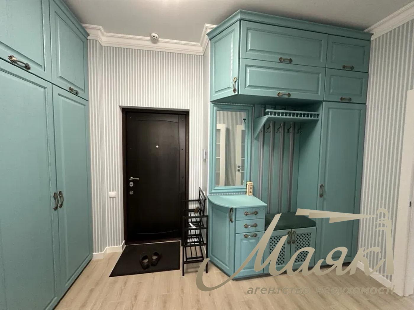 Продаж 2-к квартири в ЖК Граф Толстой, Центр