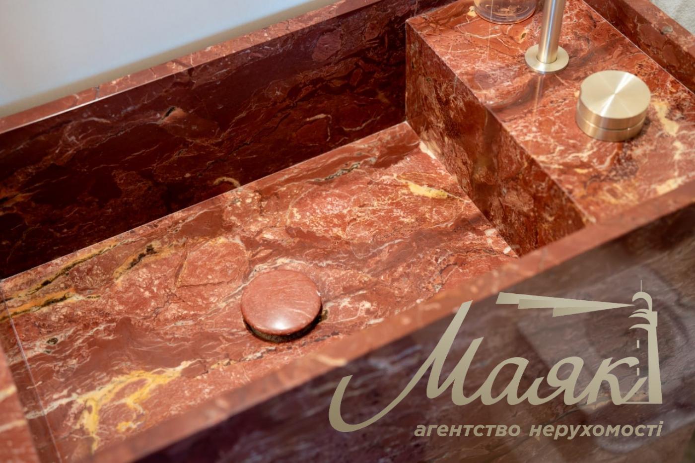 Rent 4 room apartment in LCD LCD Tetris Hall, Delovaya street, Pechersk, Kiev