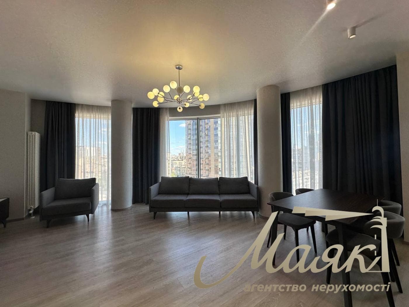 Оренда 4-кімнатної квартири у ЖК Atlantic Residences, вул. Антоновича, 118, Центр.