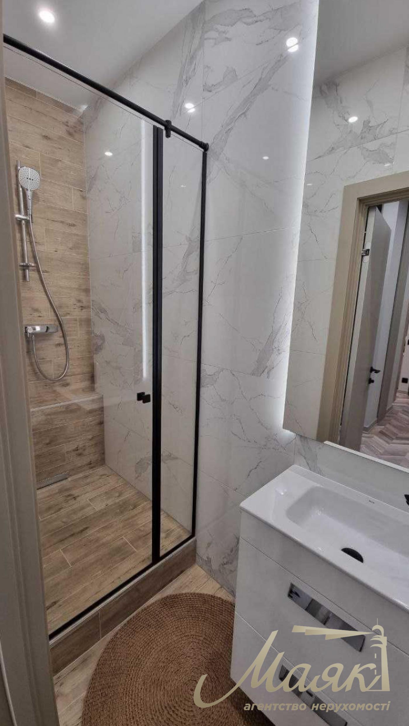 Оренда ЖК Французький квартал-2 Джона Маккейна 1а + ПАРКІНГ