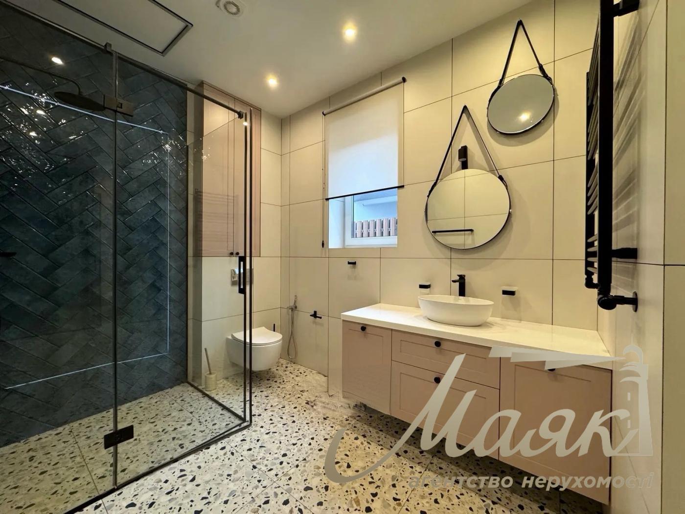 Оренда будинку 160 м² з повною автономністю та власним укриттям у с. Іванковичі