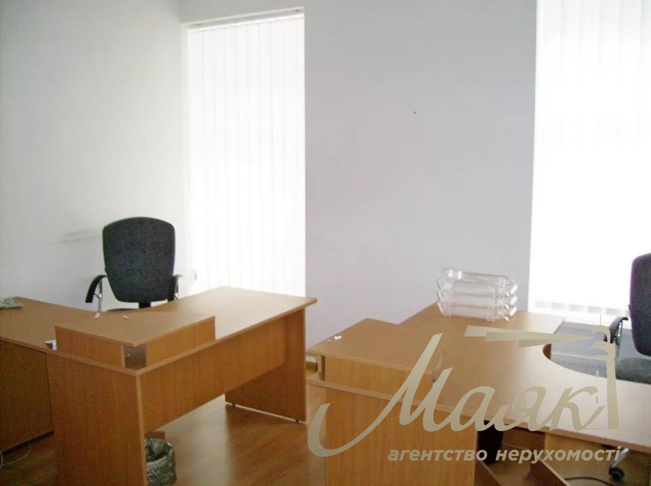 Stylish office building for sale in the elite microdistrict "Vozdvizhenka" Podil, Center, Kyiv