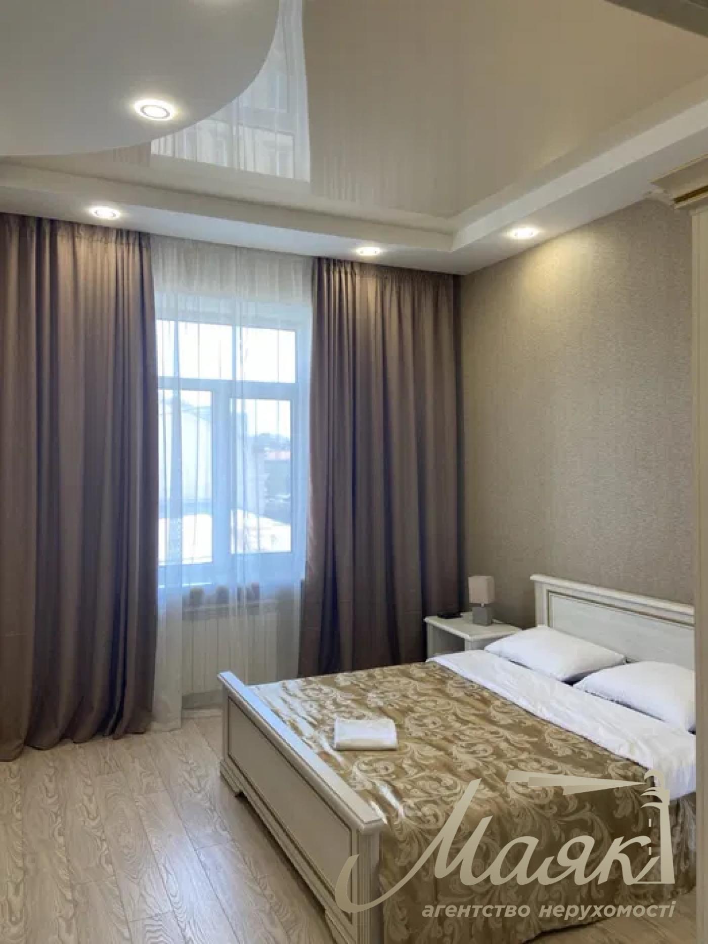 Оренда 2к квартири 95 м², вул. Пушкінська, Центер