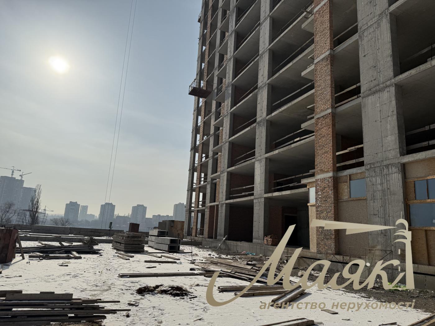 Продаж фасадного комерційного приміщення 107м2 ЖК Новопечерські Липки