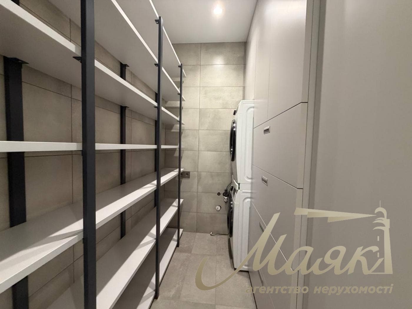 4-room apartment for rent in the Atlantic Residences complex, 118 Antonovycha St., Downtown.