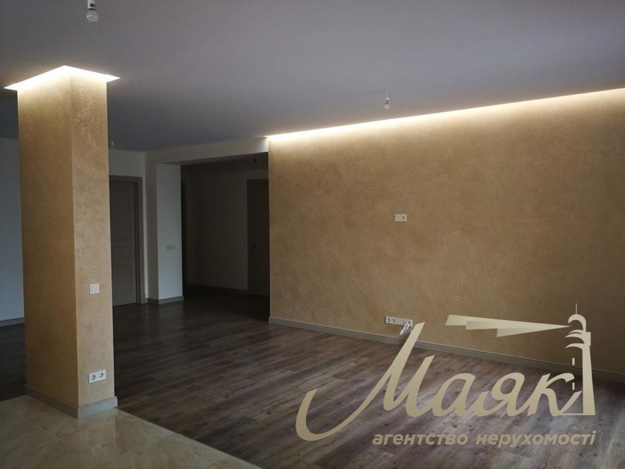 Продаж квартири з орендарем, готовий бізнес, Круглоуніверситетська 3-5, 190м2