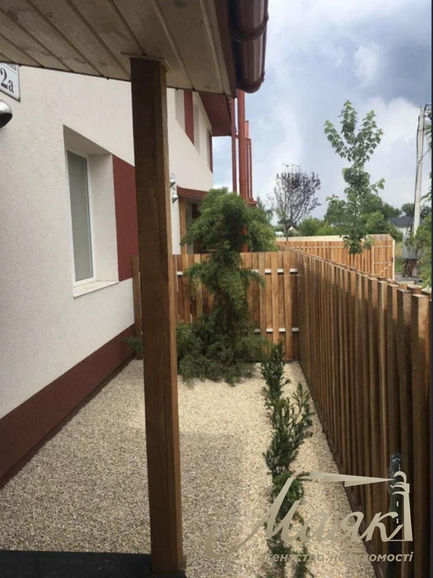 Оренда 2-х поверхового таунхауса 113м2, в с. Ходосівка