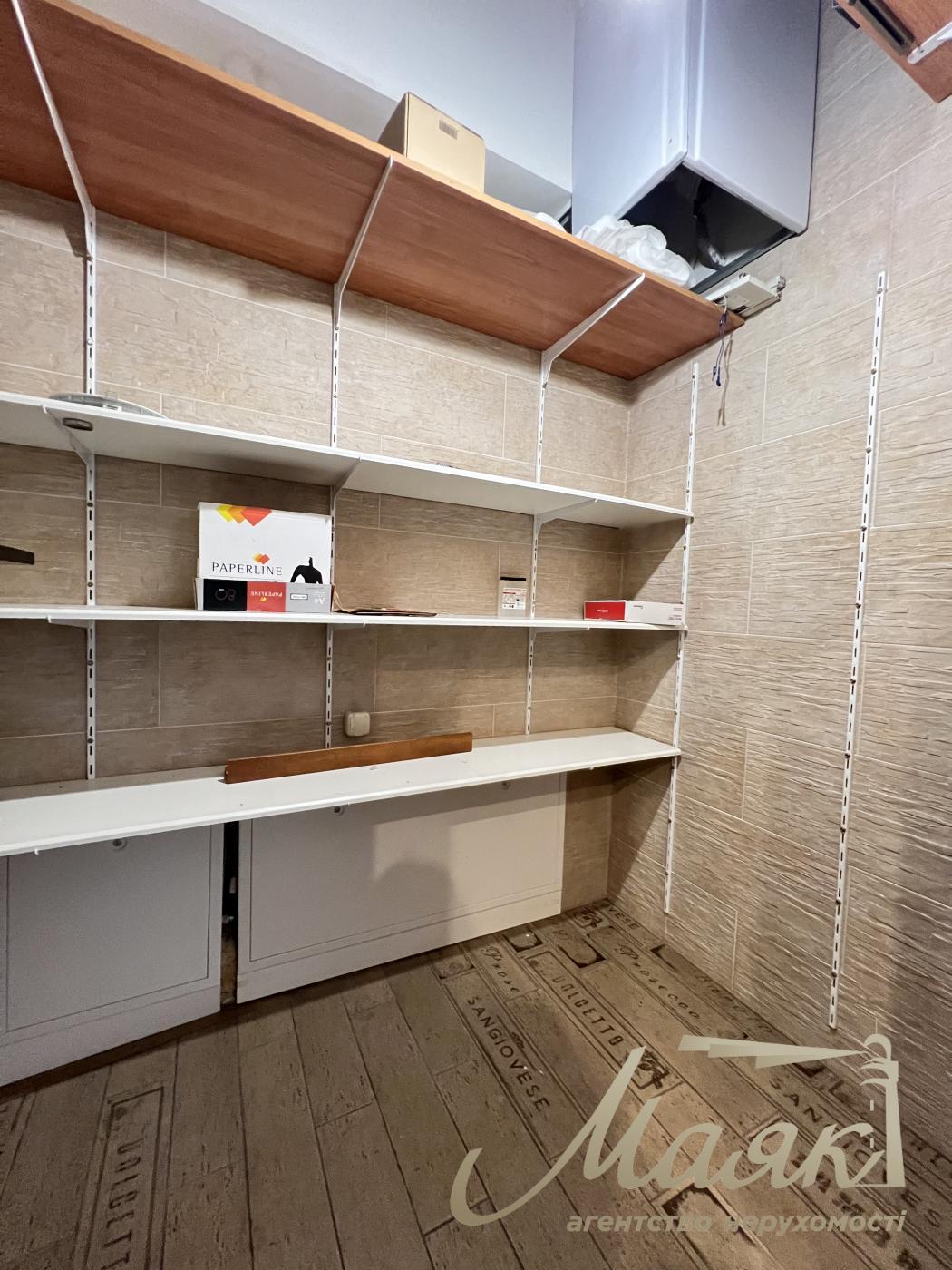 Office for rent 180m2, Ivan Mazepa street 16