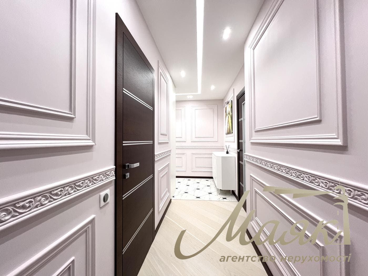 Rent 2-bedroom apartment in LCD "French Quarter 2", 63m², Predslavynska street, 55-A, Kiev