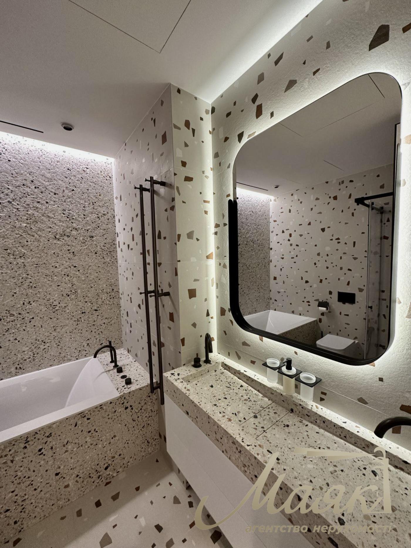 Продажа квартиры 155м2 в ЖК «Новопечерские Липки» ул. Андрея Верхогляда, Печерский район.