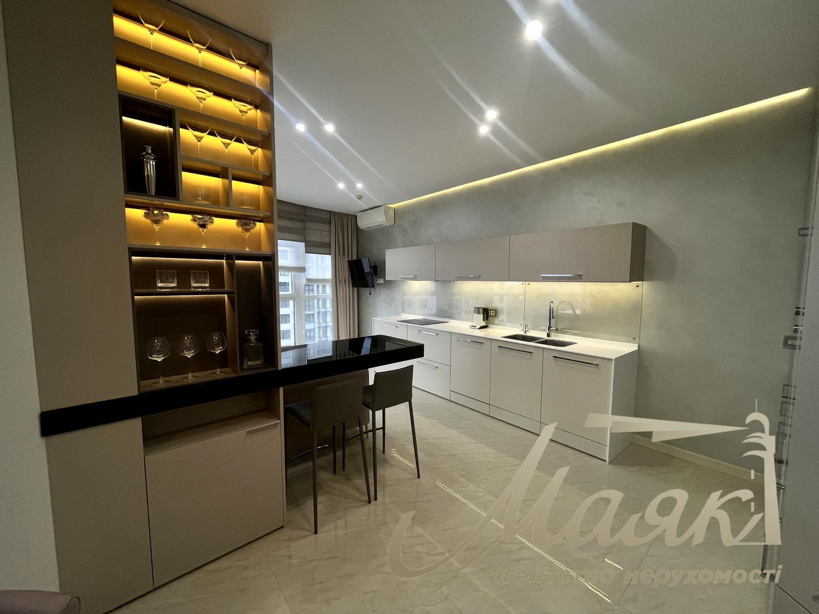 Оренда 4-кімнатної квартир 190 м² ЖК Новопечерські Липки, вул. Драгомирова, 20, Печерський район.