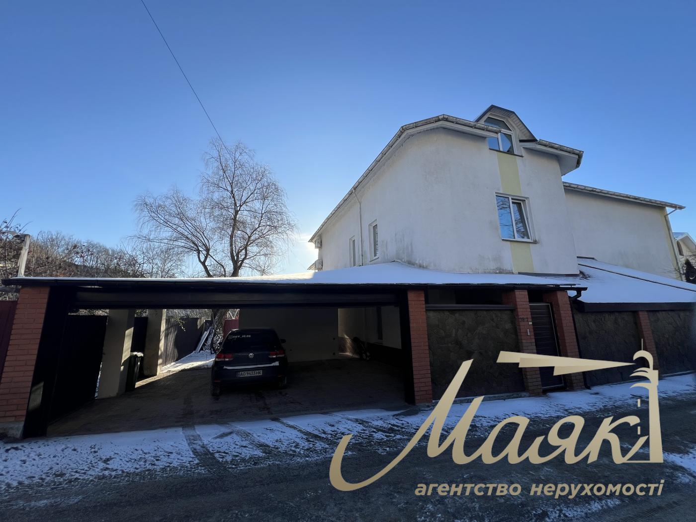 Rent of a 3-storey house 460m2, Goloseevsky district, Myshelovka.