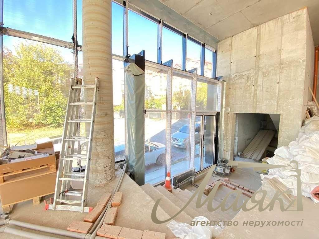 Аренда коммерческого помещения 2 200м2 ул.Протасов Яр 10, Соломеснкий район.