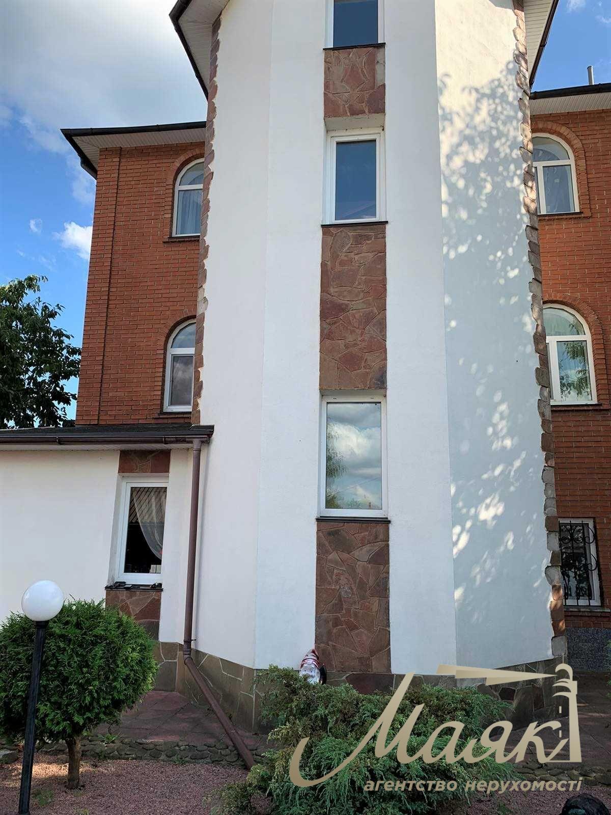 For sale house 238m2 in Kiev with. Chapaevka / Vita-Litovska, Goloseevsky r-n.