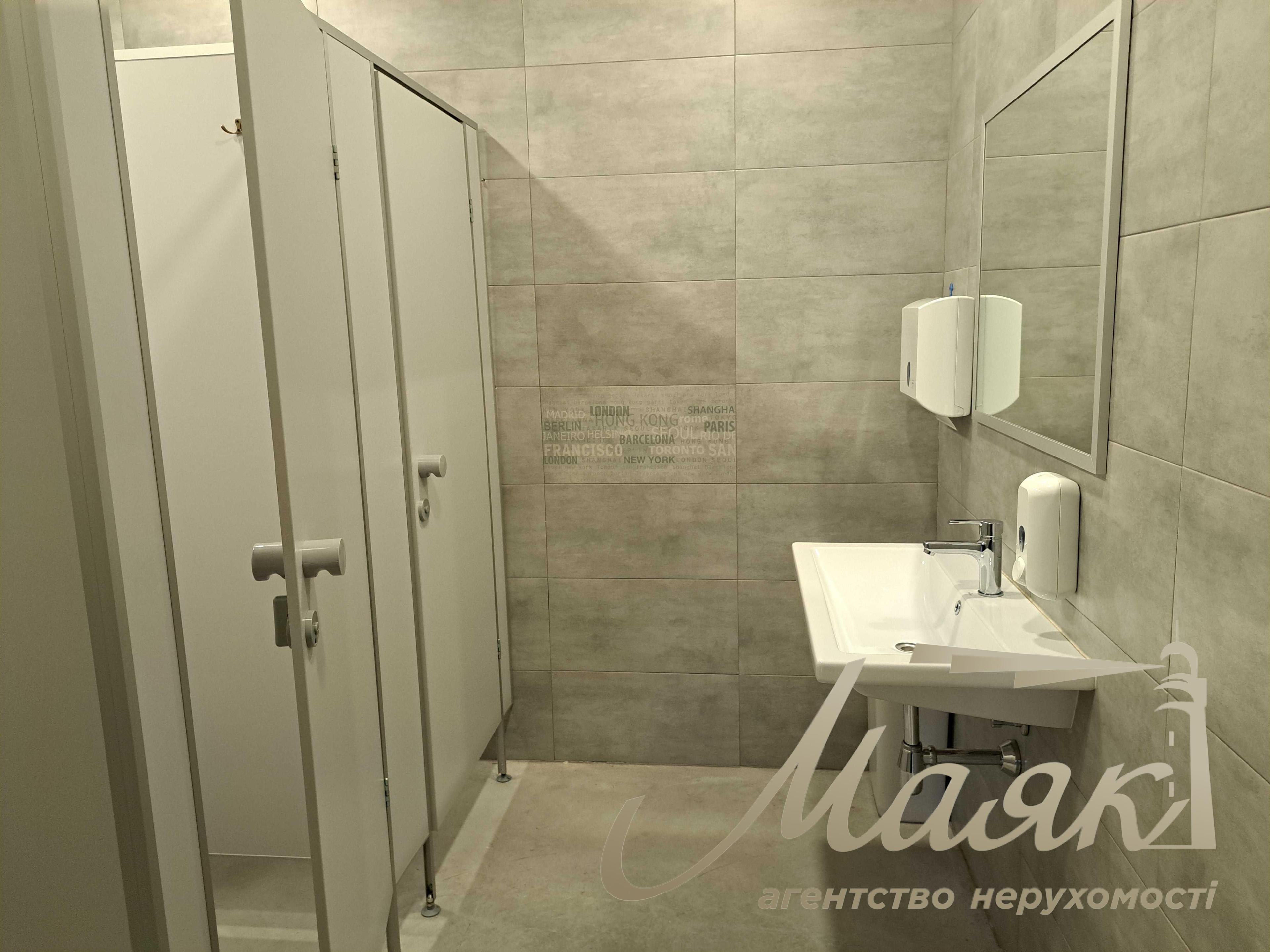 Rent room 530 m2 on Solomenka, Shulyavka