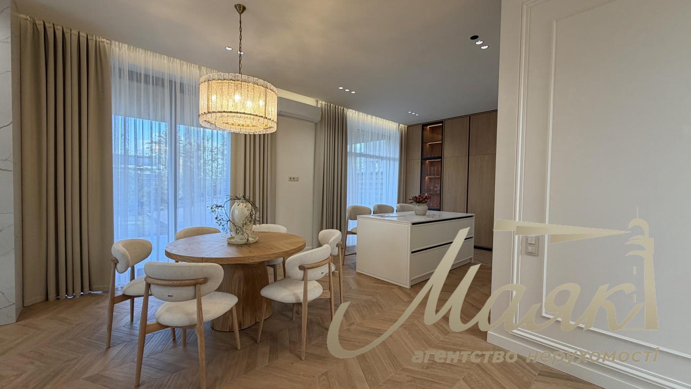 Продаж 2-х поверхового будинку 246м2, Ходосівка