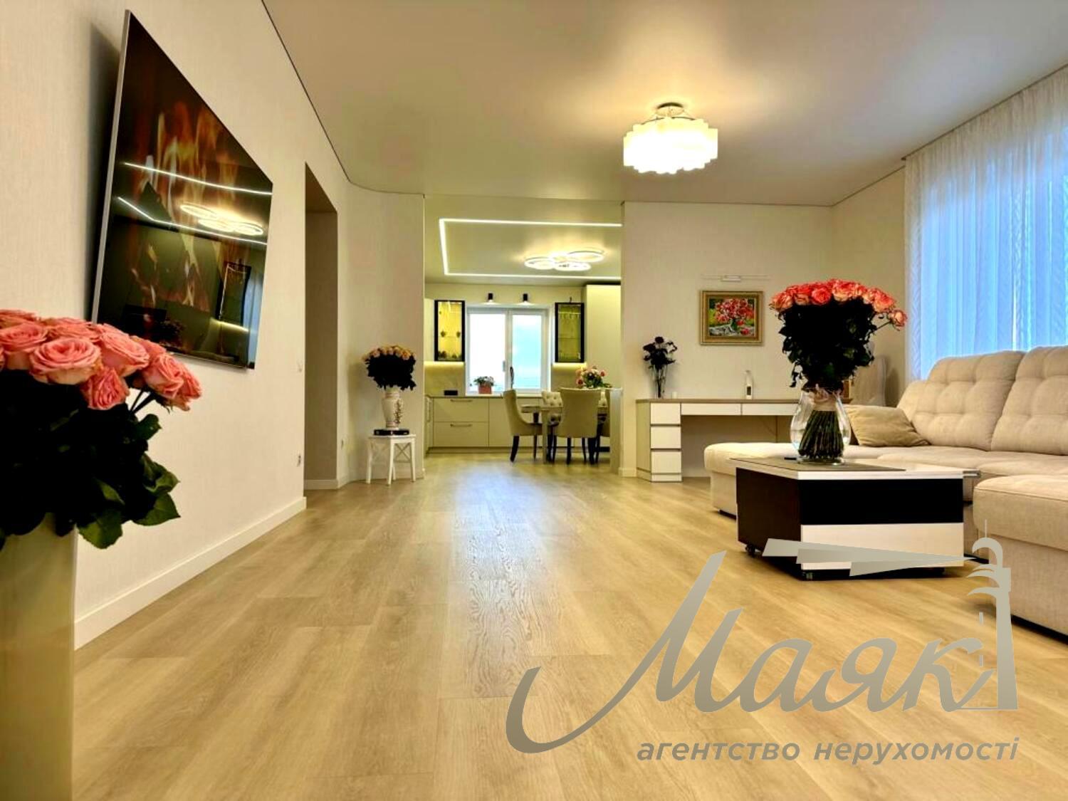 Оренда сучасного автономного будинку 380м2 в с. Підгірці, Обухівський район