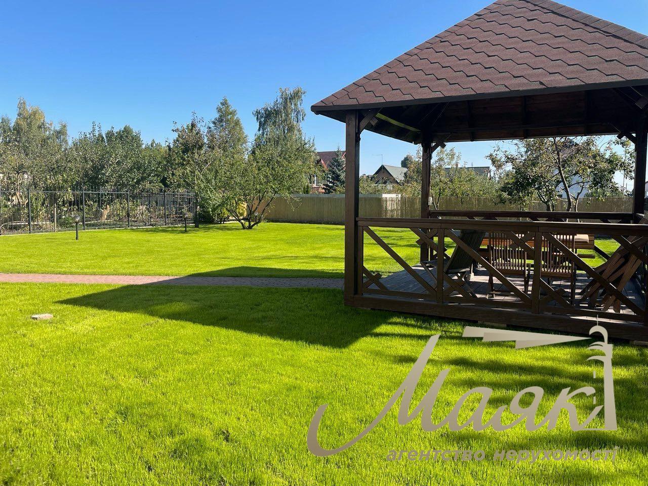 Продаж 2-х поверхового будинку 384.2м2, Лісники