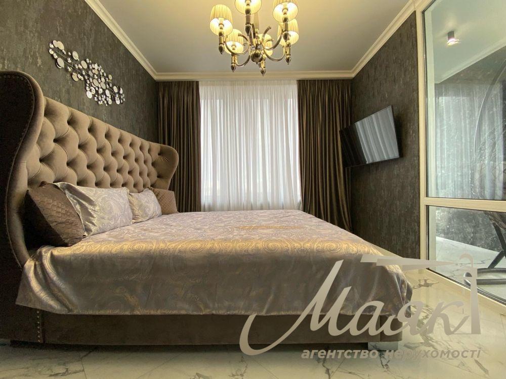 Продаж 2-к квартири 66м2, ЖК "Seven", Дніпровська Набережна 20 А.