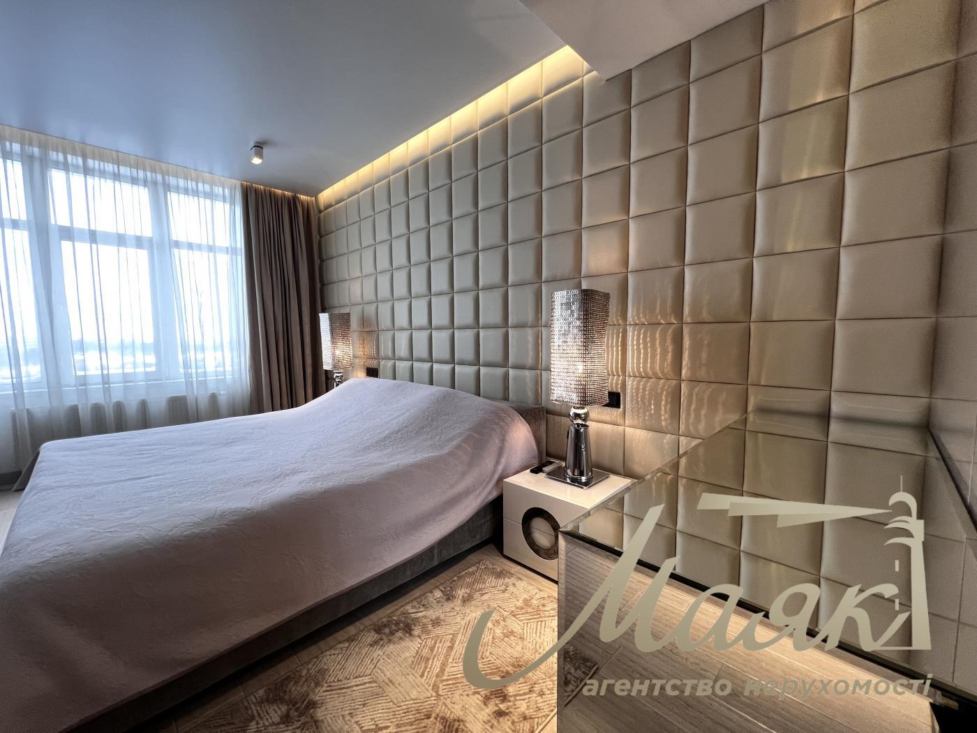 For sale 4-bedroom apartment, LCD Novopecherskie Lipki, 116.4m², Pechersk, Kyiv