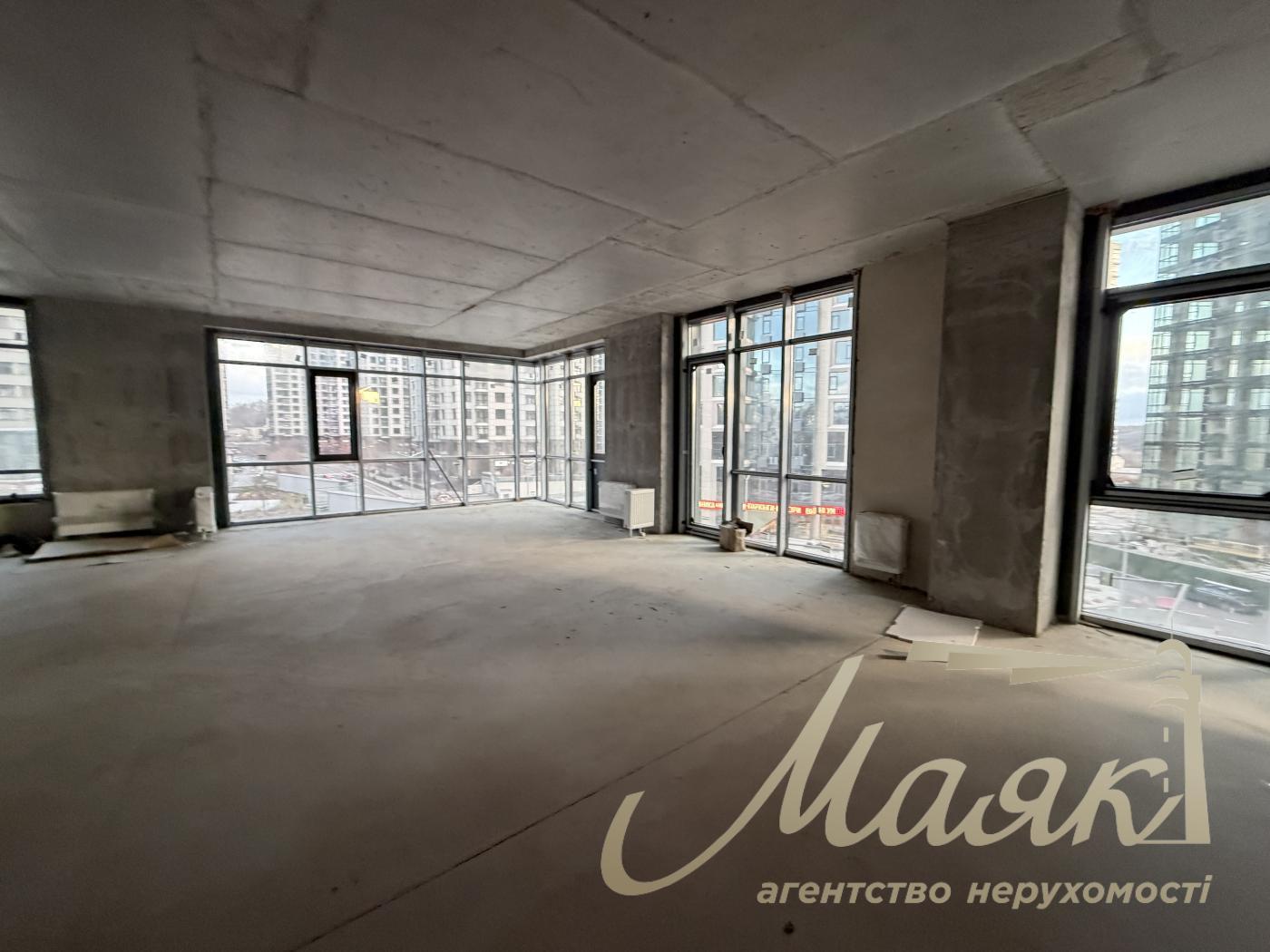 Sale of facade commerce in Residential Complex Novopechersky Lipki