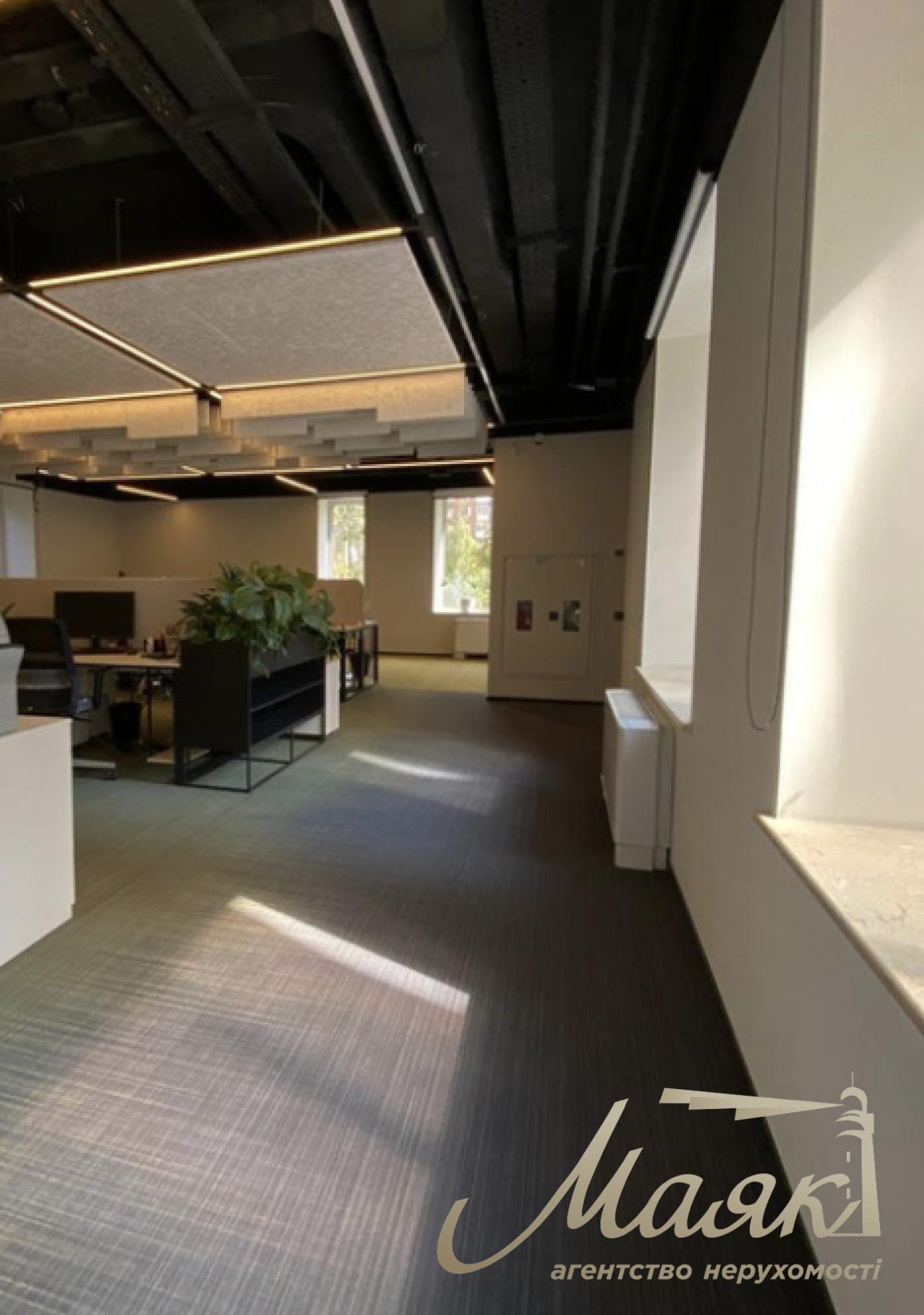 Rent office, building st. Kovpaka 29, Pechersk, Kyiv