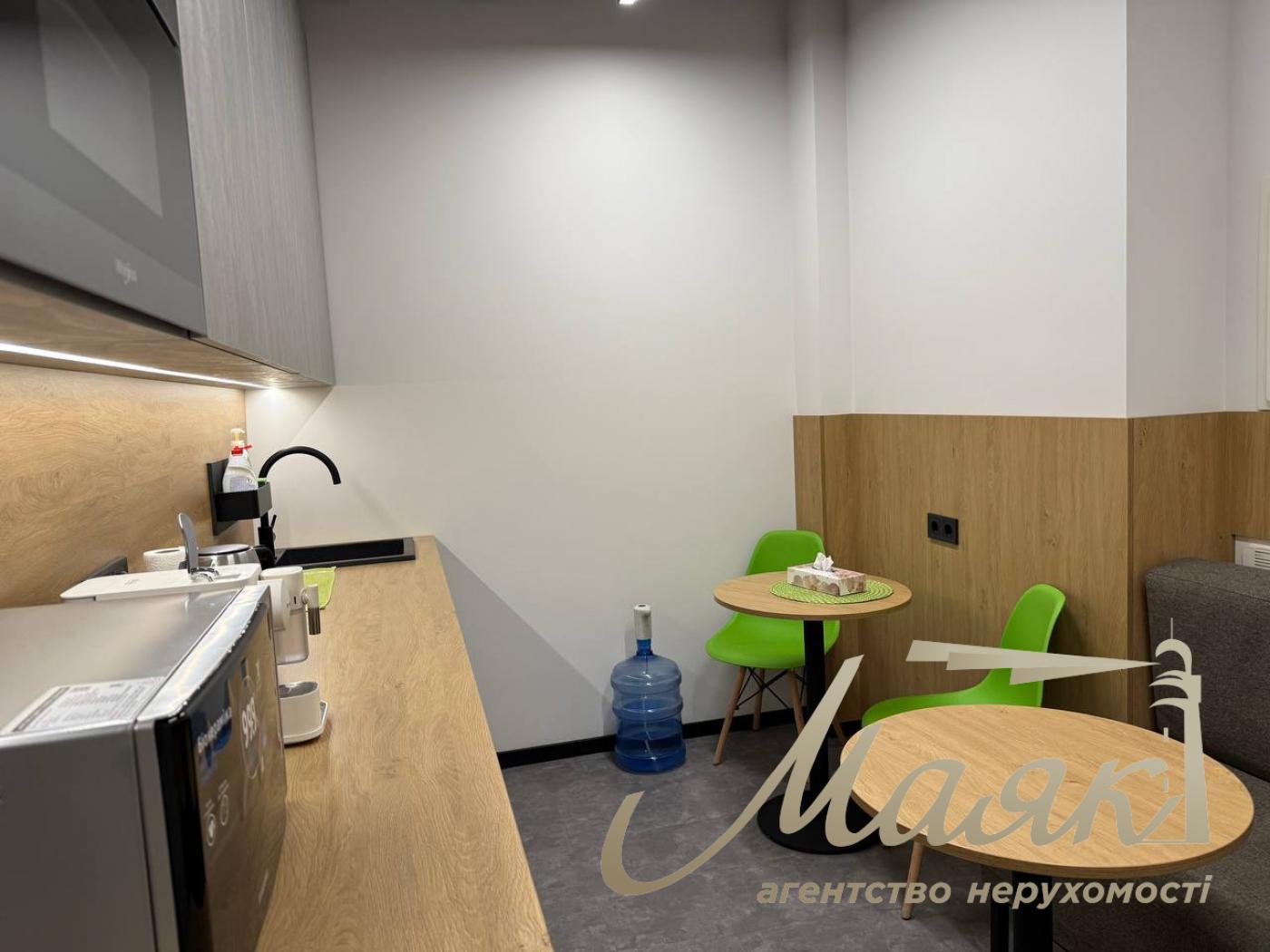 Оренда офісу 193 м2 у БЦ з ремонтом Печерськ Олімпійська
