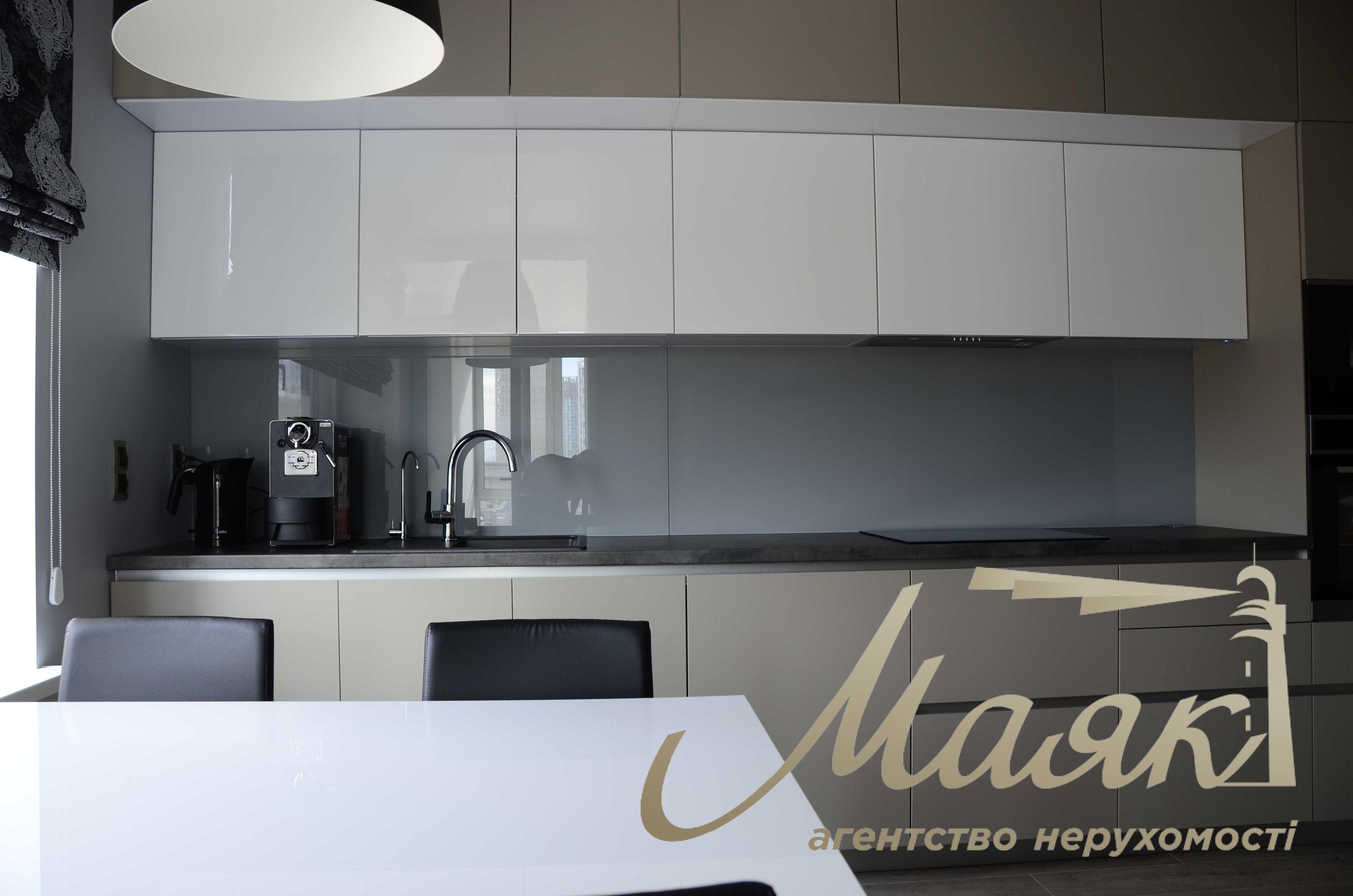 Sale of 2-room apartment, 70m2, residential complex Seven