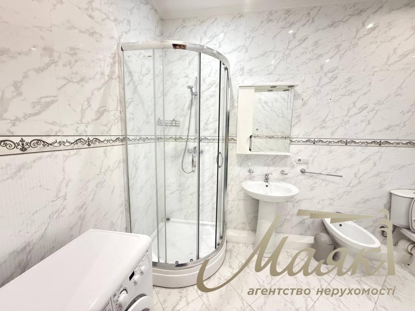 Продажа 2-комнатной квартиры с ремонтом, 88 м², в клубном доме Botanic House (Ботаник Хаус), Печерск, Болсуновская, 23