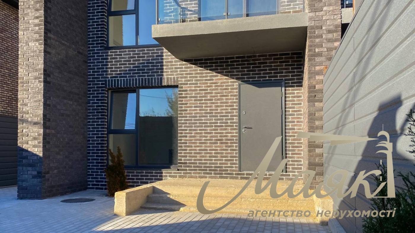 Sale duplex 240m2 with bomb shelter, Solomyanskiy district, Zhulyany, Kiev