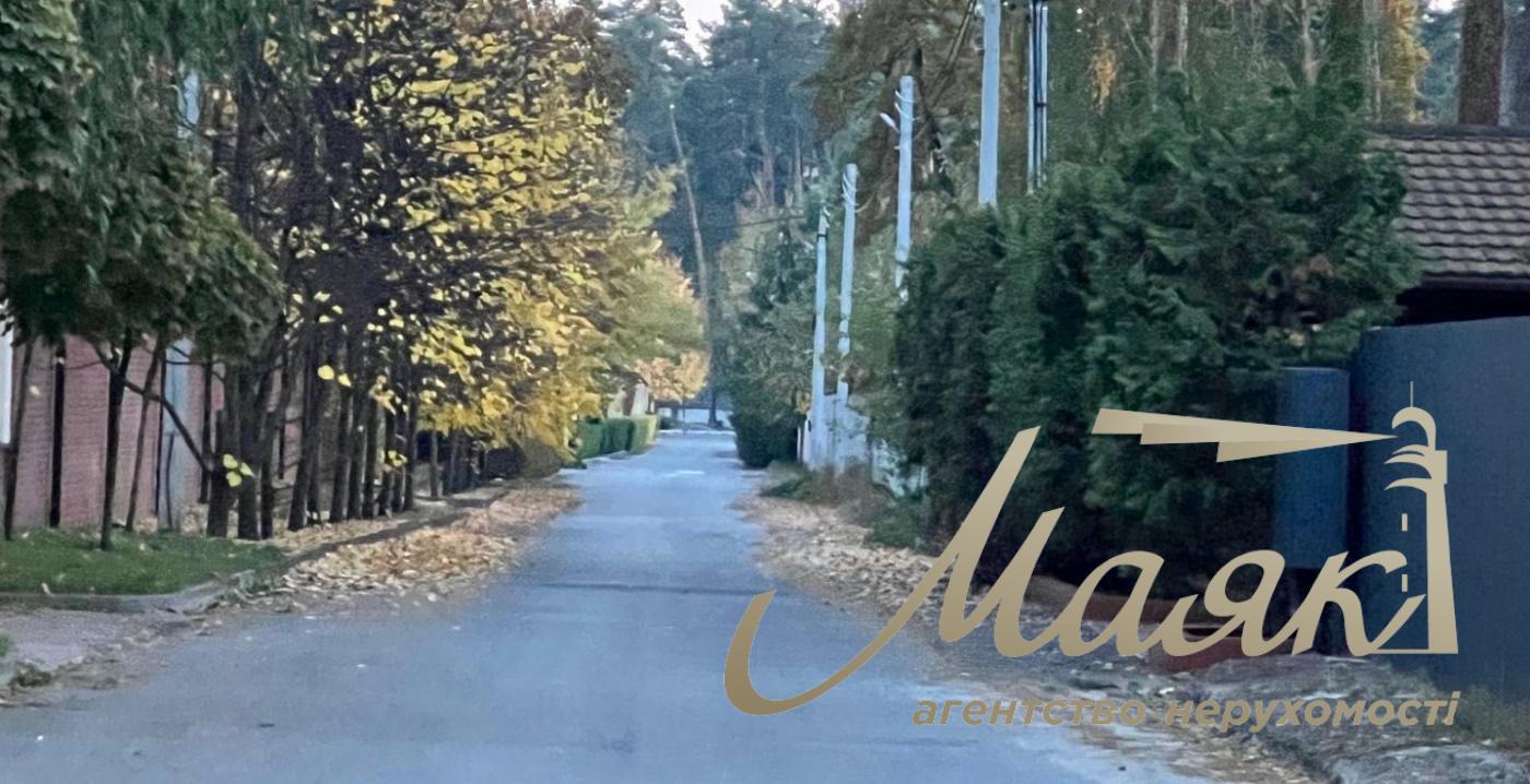 Sale of land plot 42.61 acres, Lesova street, Romankov village. Kievo-Svyatoshinsky district