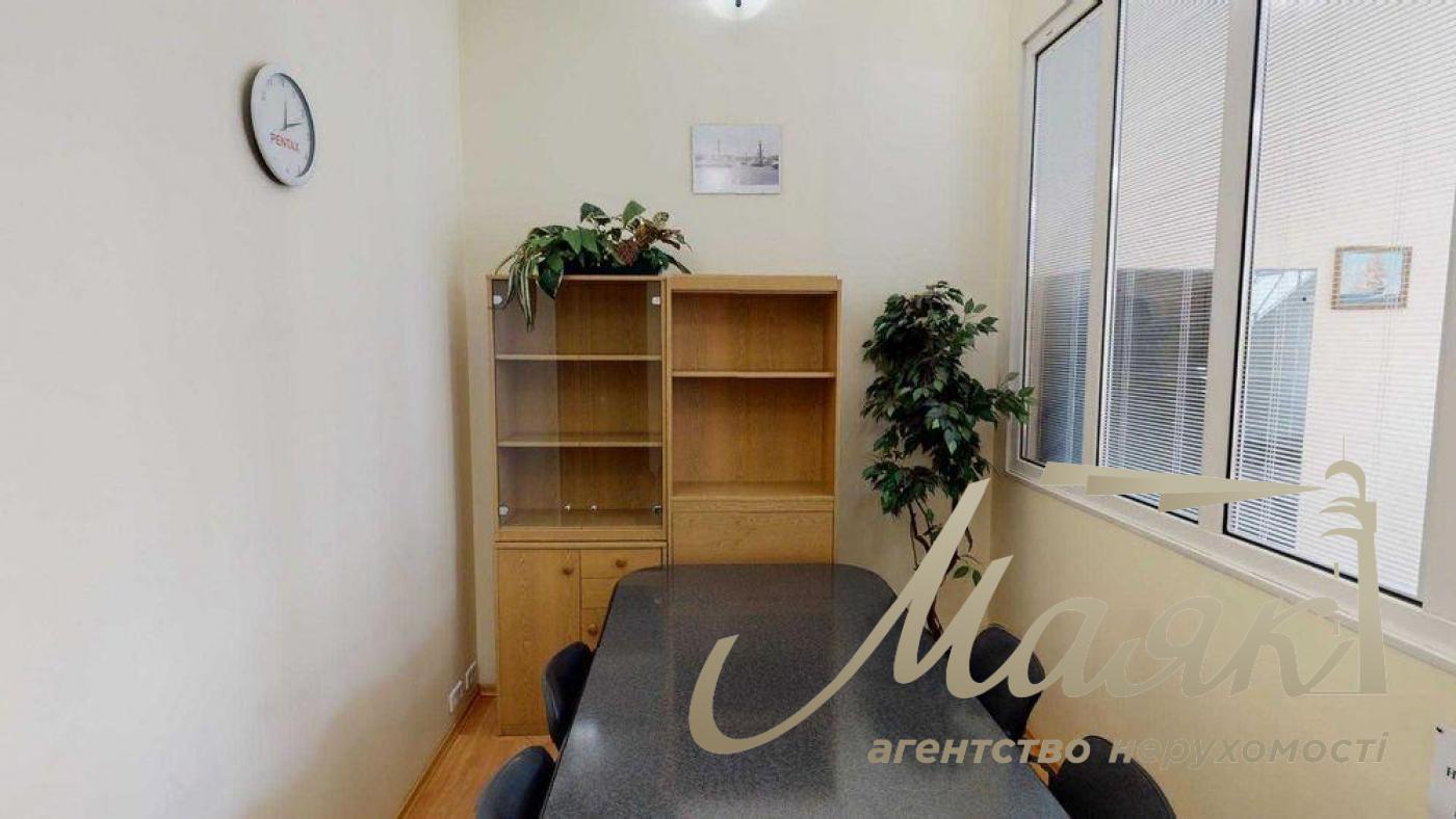 For sale office space 133 sq.m.sq. Saksaganskogo, Pechersk, Center